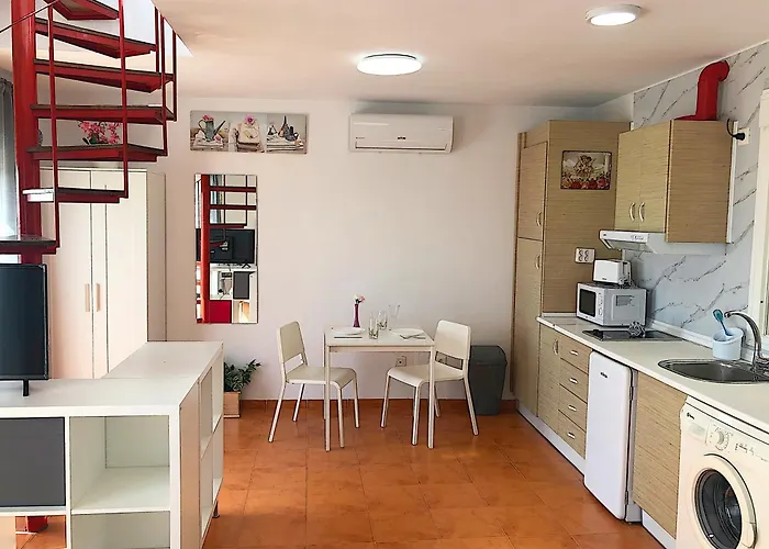 Center I Terrace Sea View شقة