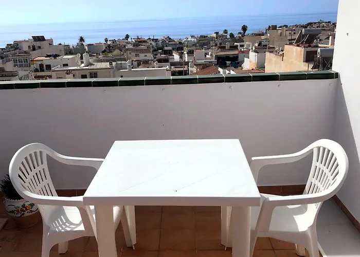 Center I Terrace Sea View