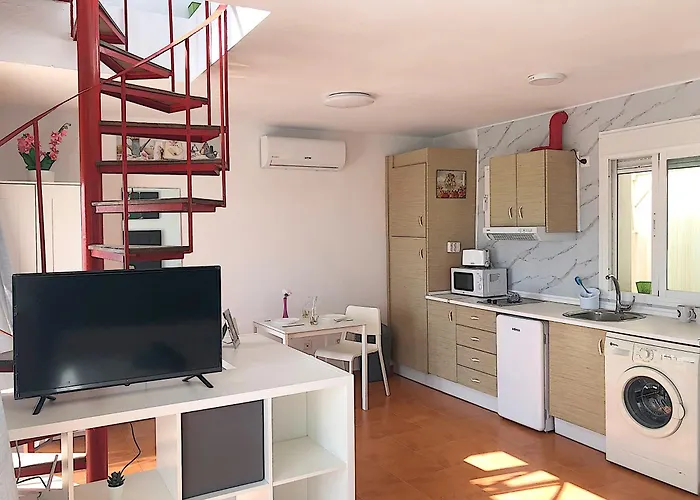 شقة Center I Terrace Sea View نيرخا